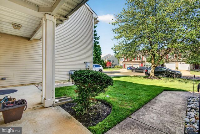30 STOKES RD, Mount Laurel, NJ 08054