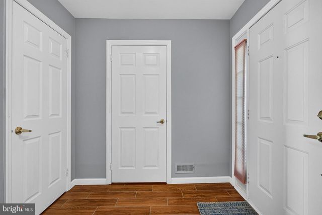 30 STOKES RD, Mount Laurel, NJ 08054