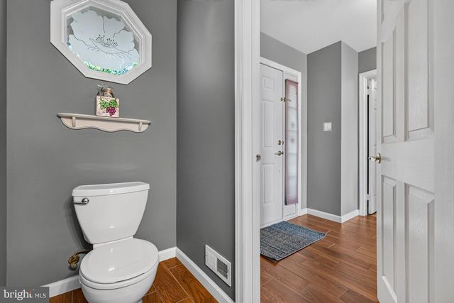 30 STOKES RD, Mount Laurel, NJ 08054
