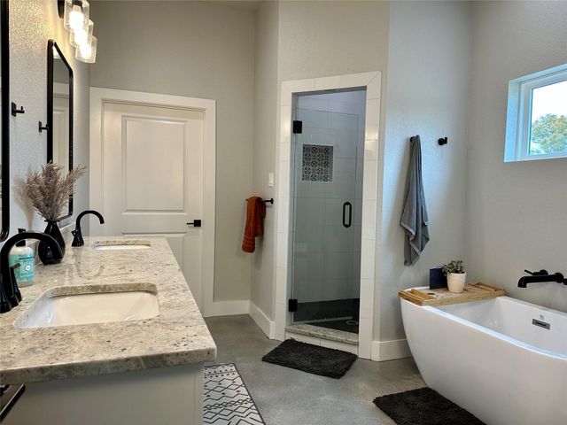 105 Proctor Lane, Decatur, TX 76234