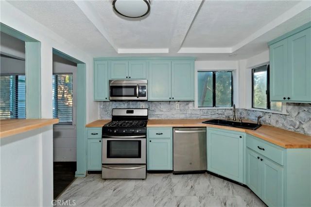 26331 Alpine, Twin Peaks, CA 92391