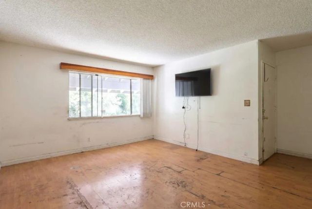 1250 S Brookhurst Street 2006, Anaheim, CA 92804