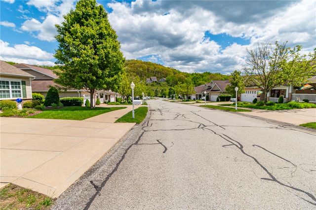 420 Chestnut Lane, Allegheny Twp, PA 15613