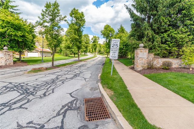 420 Chestnut Lane, Allegheny Twp, PA 15613