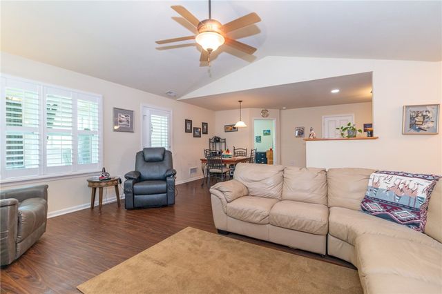420 Chestnut Lane, Allegheny Twp, PA 15613