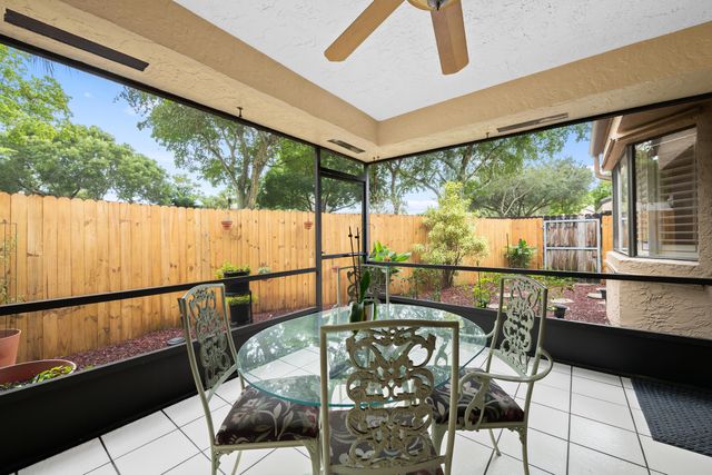 9212 CHELSEA Drive N, Plantation, FL 33324
