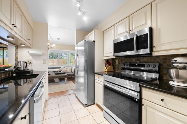 9212 CHELSEA Drive N, Plantation, FL 33324