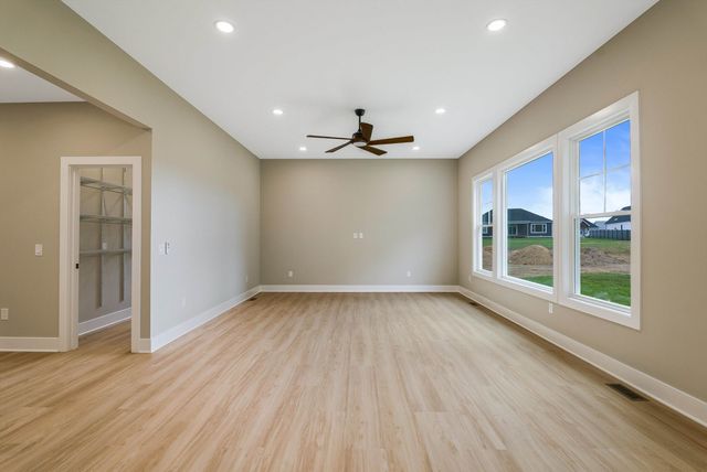 4935 BOXER LOOP, Mcgaheysville, VA 22840