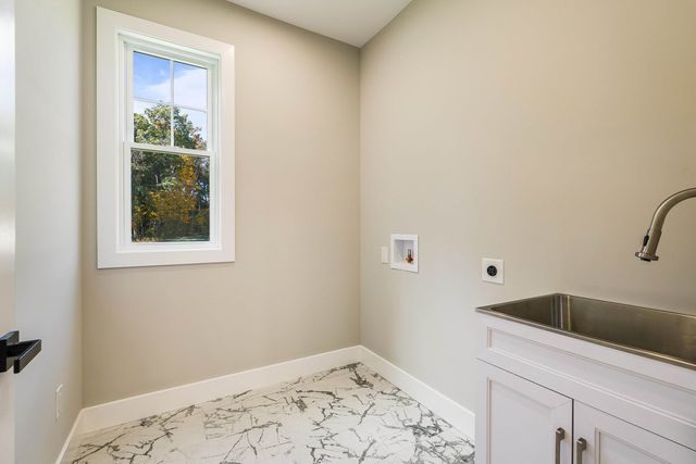 4935 BOXER LOOP, Mcgaheysville, VA 22840