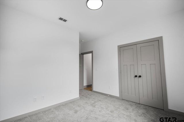 16326 Crossing Circle, Lindale, TX 75771