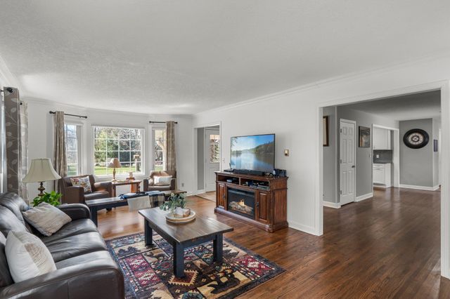 5275 190th Street, Farmington, MN 55024