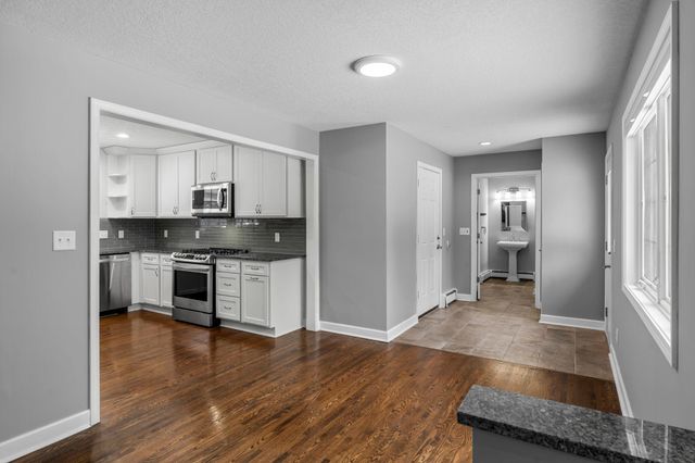 5275 190th Street, Farmington, MN 55024