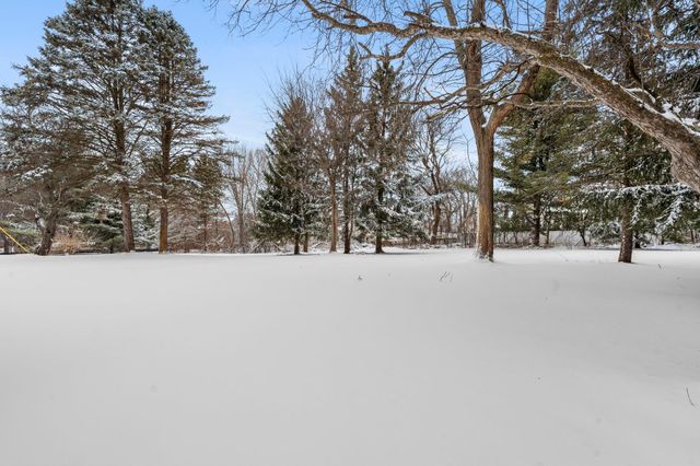 5275 190th Street, Farmington, MN 55024