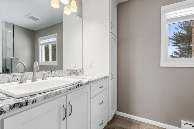 5275 190th Street, Farmington, MN 55024