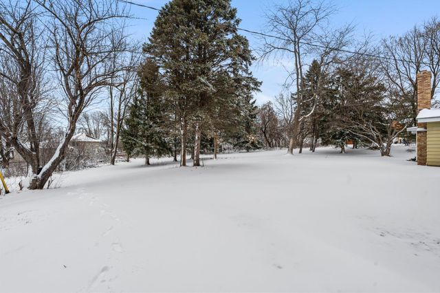 5275 190th Street, Farmington, MN 55024