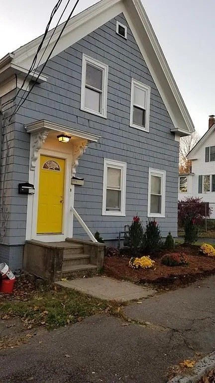 32 Milton St, Brockton, MA 02301