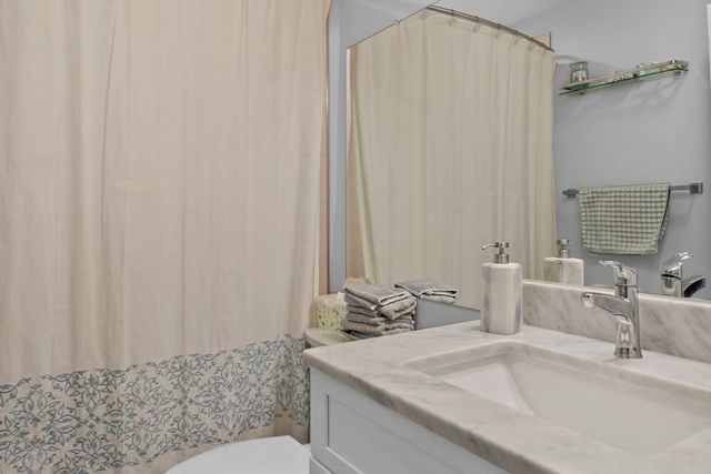 64 Waltham St 1, Watertown, MA 02472