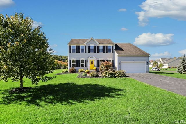 5817 Strawmount Trail, Manlius, NY 13037