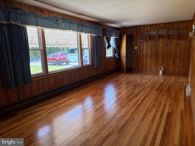 506 S BURLINGTON RD, Bridgeton, NJ 08302