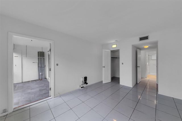 2151 NE 42nd Ct 230, Lighthouse Point, FL 33064