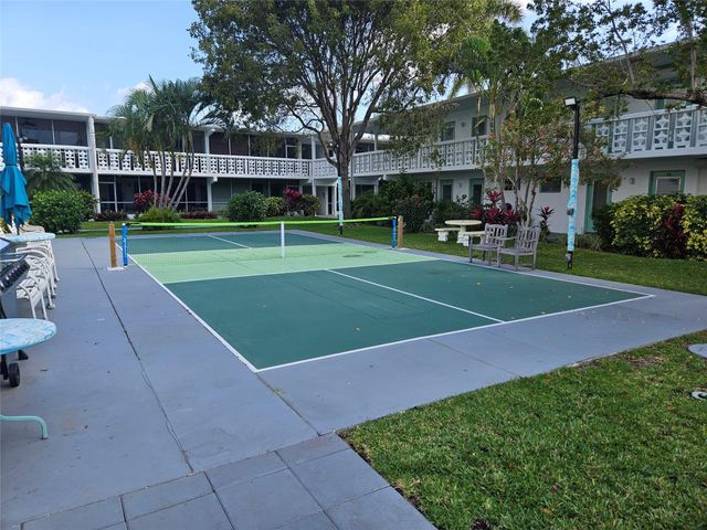 2151 NE 42nd Ct 230, Lighthouse Point, FL 33064