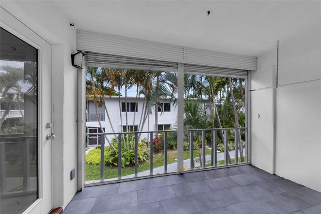 2151 NE 42nd Ct 230, Lighthouse Point, FL 33064