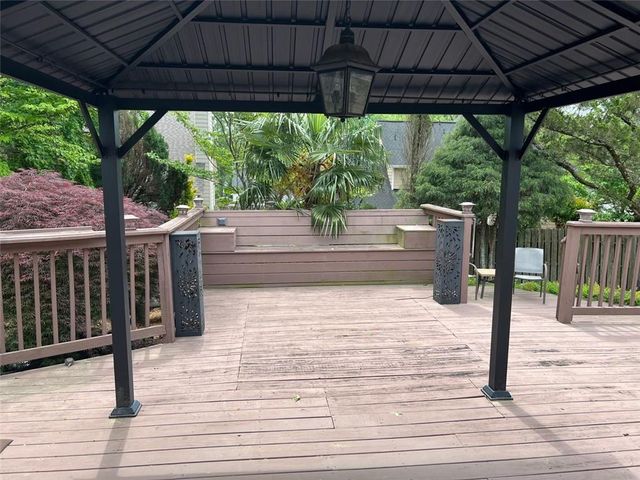 2435 JAKIN Way, Suwanee, GA 30024