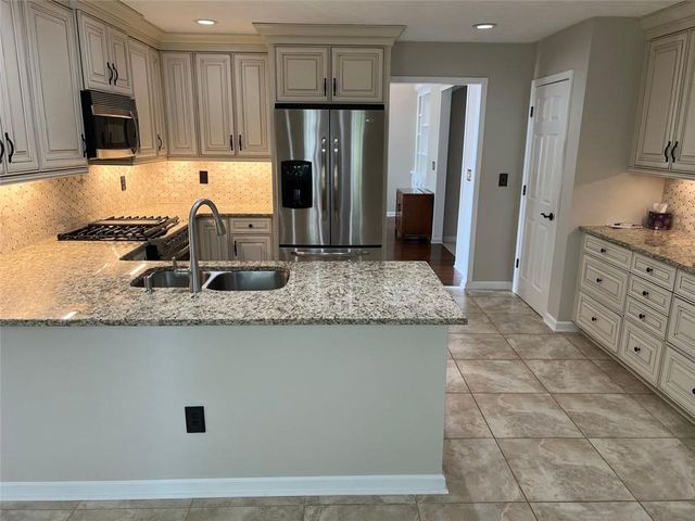 2435 JAKIN Way, Suwanee, GA 30024