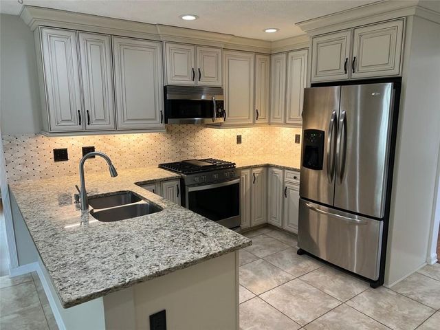 2435 JAKIN Way, Suwanee, GA 30024