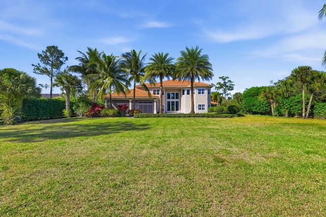 13550 Greentree Trail, Wellington, FL 33414