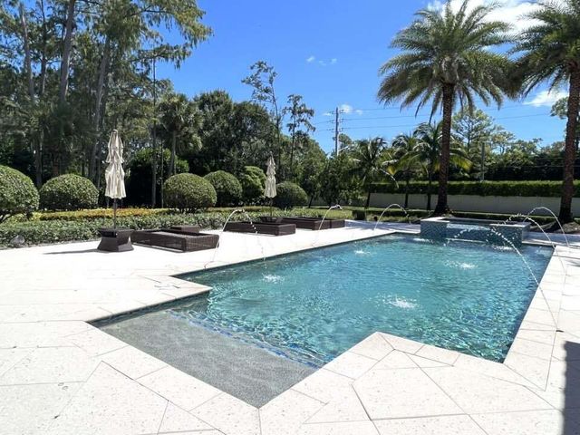 13550 Greentree Trail, Wellington, FL 33414