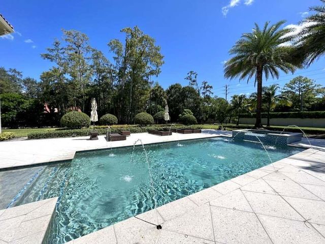 13550 Greentree Trail, Wellington, FL 33414