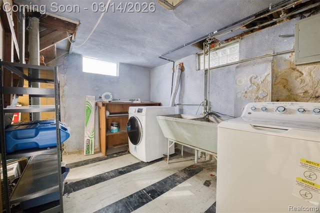 2019 Hyland Street, Ferndale, MI 48220