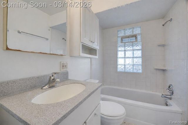 2019 Hyland Street, Ferndale, MI 48220