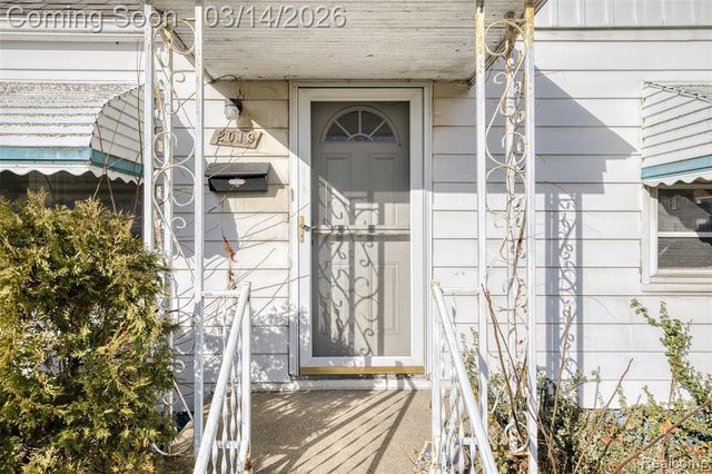 2019 Hyland Street, Ferndale, MI 48220