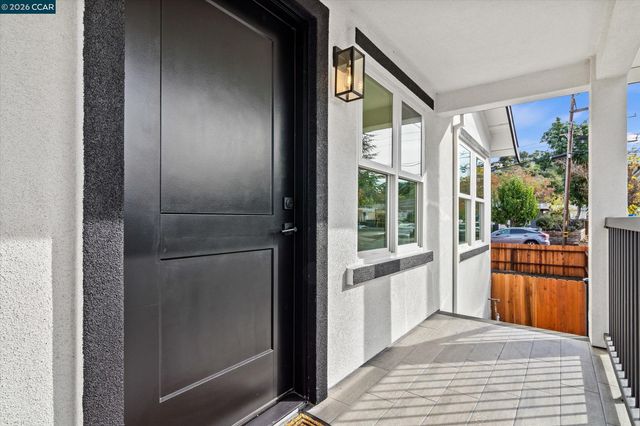 2027 Castro St, Martinez, CA 94553