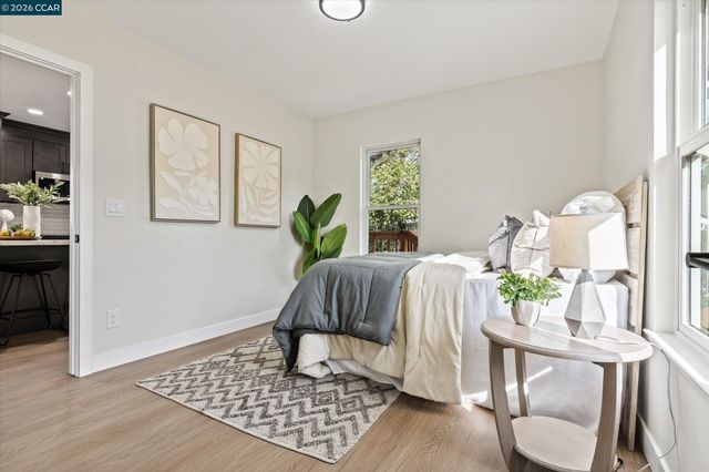 2027 Castro St, Martinez, CA 94553