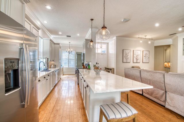 118 E Hampton Way, Jupiter, FL 33458