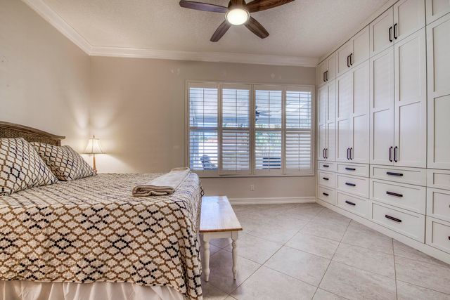 118 E Hampton Way, Jupiter, FL 33458