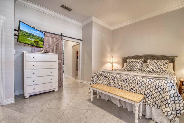 118 E Hampton Way, Jupiter, FL 33458