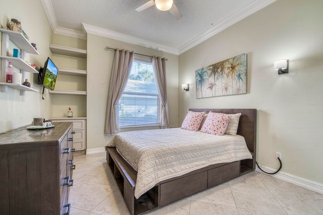 118 E Hampton Way, Jupiter, FL 33458