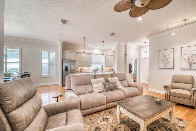 118 E Hampton Way, Jupiter, FL 33458