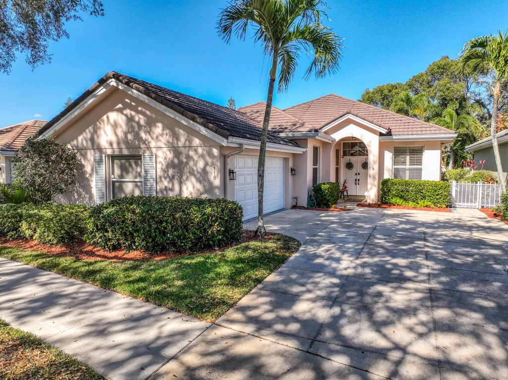 118 E Hampton Way, Jupiter, FL 33458