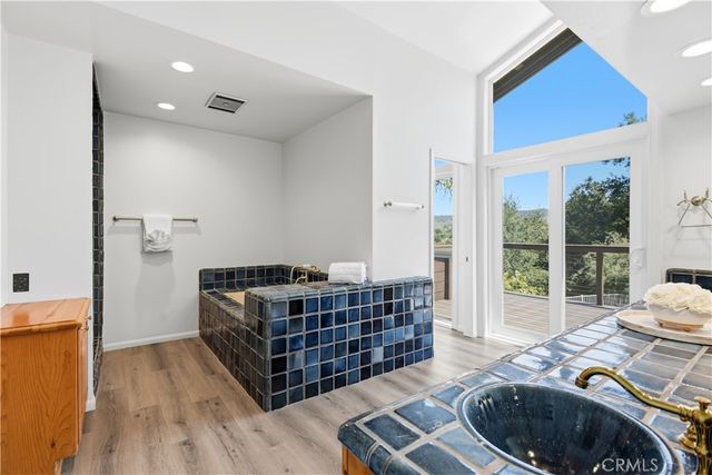23216 PARK ESPERANZA, Calabasas, CA 91302