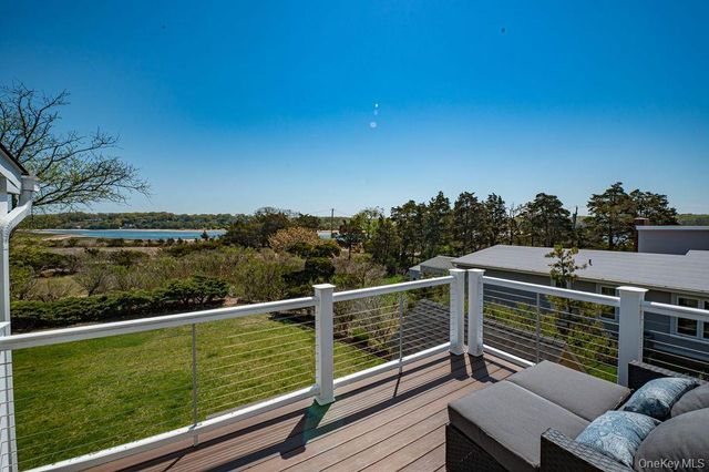 17 Beach Plum Lane, Nissequogue, NY 11780