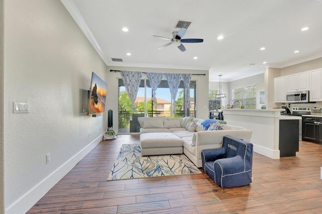 8023 NW 127th Lane 4-F, Parkland, FL 33076