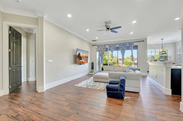 8023 NW 127th Lane 4-F, Parkland, FL 33076