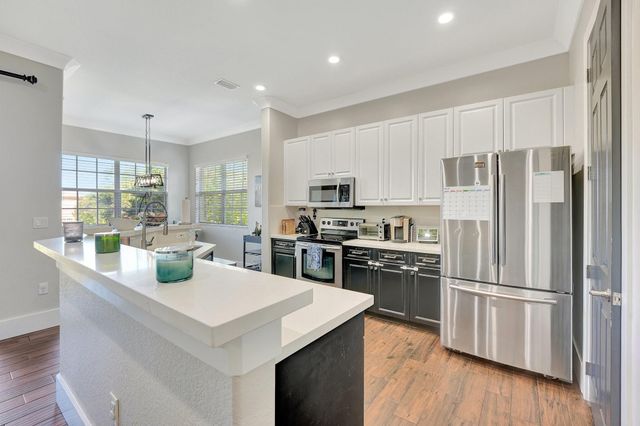 8023 NW 127th Lane 4-F, Parkland, FL 33076