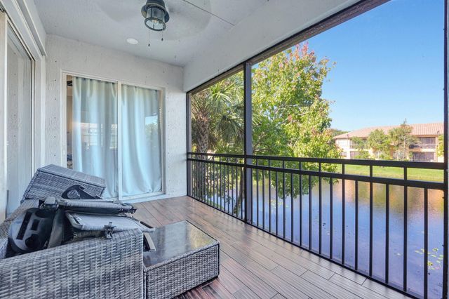 8023 NW 127th Lane 4-F, Parkland, FL 33076