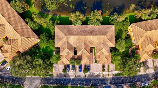 8023 NW 127th Lane 4-F, Parkland, FL 33076